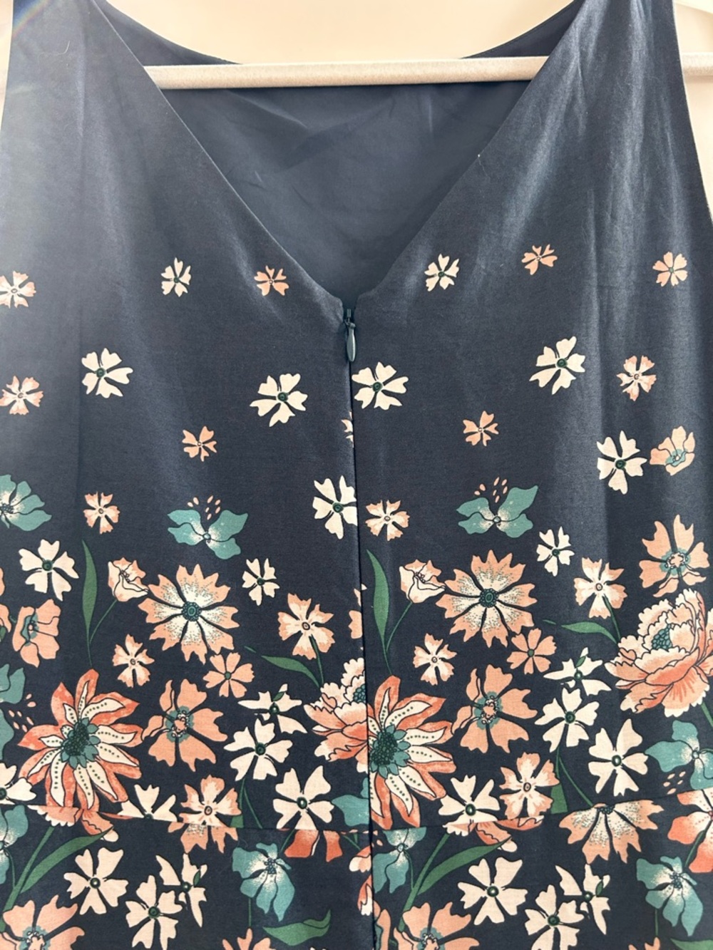 NWT Loft Outlet Blue Floral Sunshine Fit and Flare Boatneck Lined Dress. Midi. - Picture 4 of 7